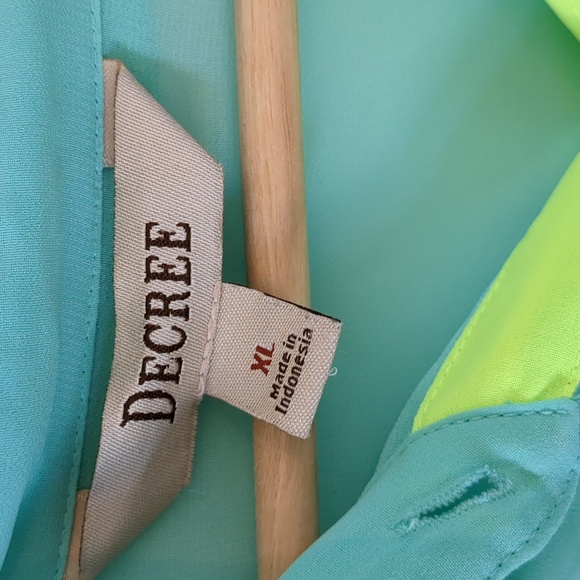 Decree Brand Top - Picture 2 of 7